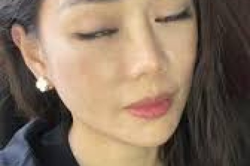 网红黄一鸣账号被封：从自曝未婚生女到遛狗冲突网红生涯大翻车