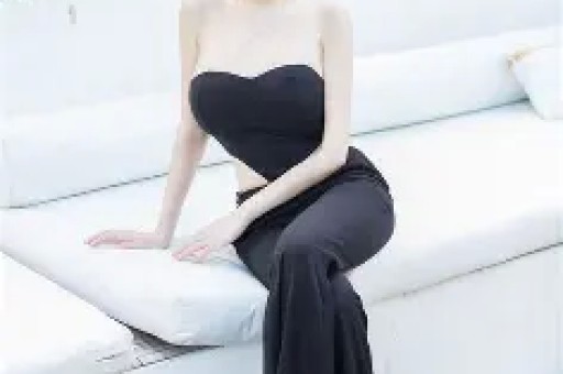 刷新下限！女网红开设绿茶速成班已有15万人买 最新回应来